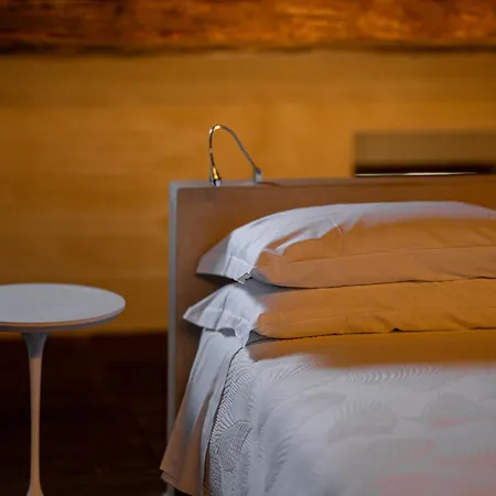 Castello Di Semivicoli 카사칸디텔라