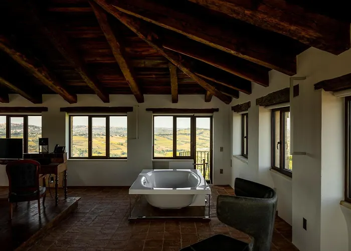 컨트리하우스 Castello Di Semivicoli 카사칸디텔라