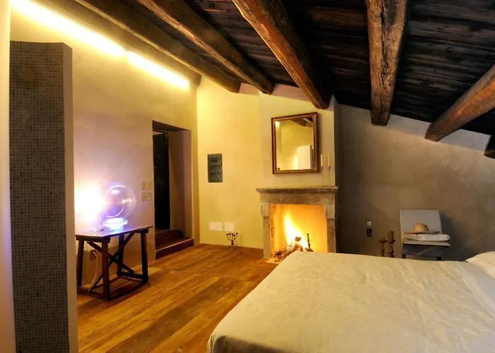 Castello Di Semivicoli בית כפרי