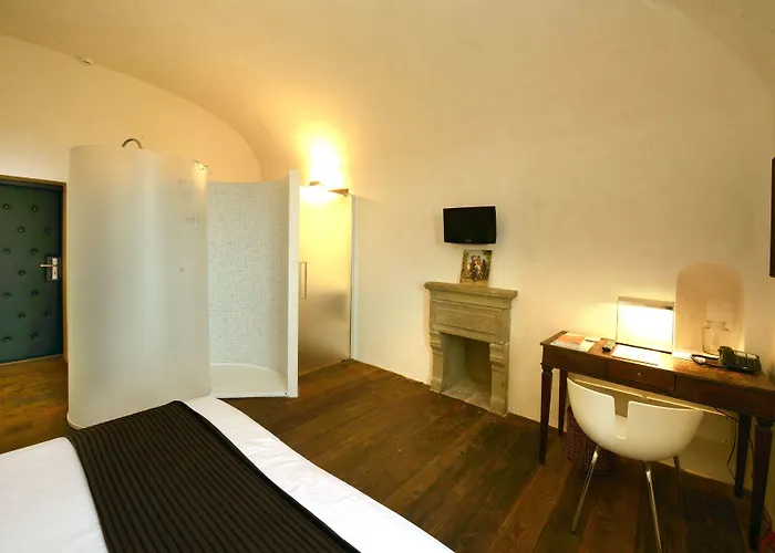 בית כפרי Castello Di Semivicoli *